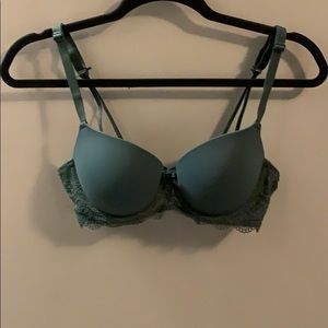 Green push up bra